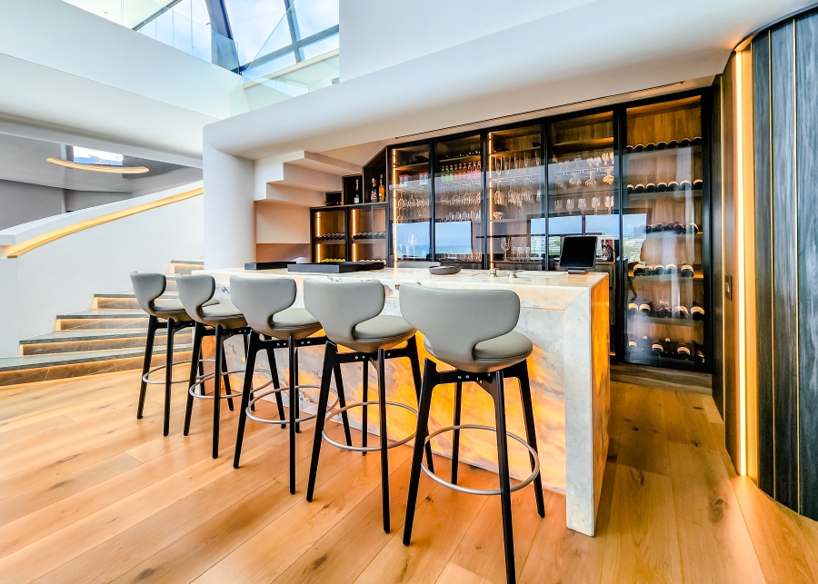 5 Bedroom Property for Sale in Sea Point Western Cape